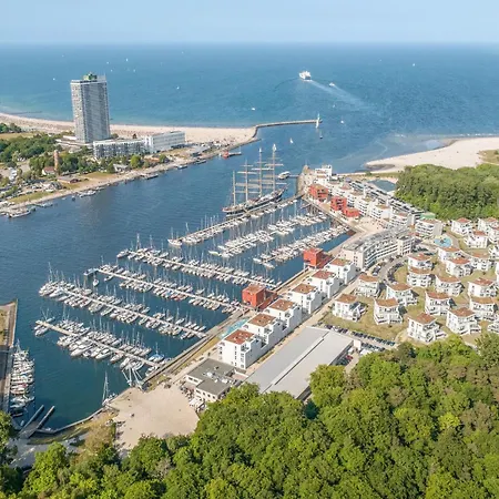 Duenenvilla Penthouse Apartment Lubeck